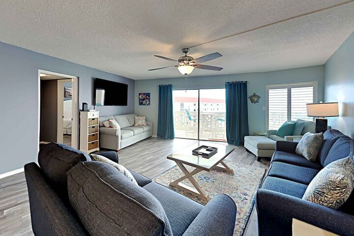Room 6 of 19