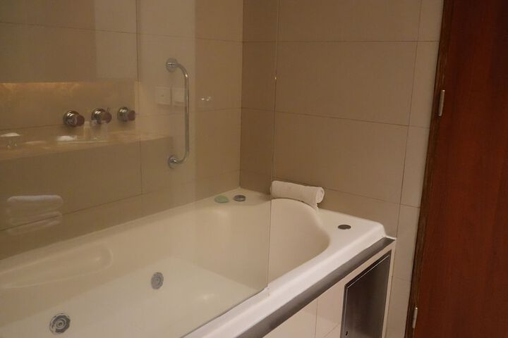 Room 45 of 78