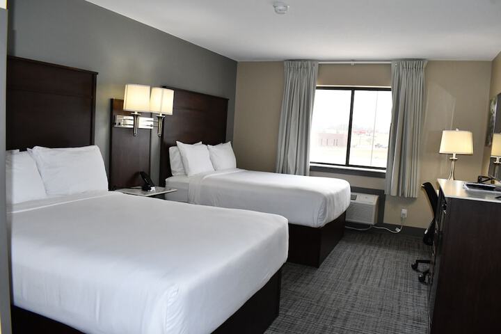 Room 9 of 42