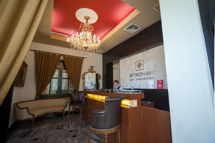 Hotel Interior 5 of 97