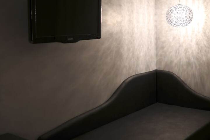 Room 15 of 49