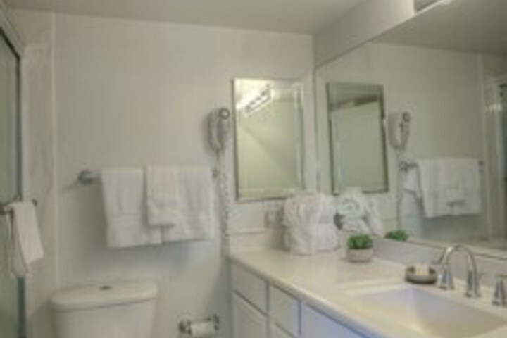 Room 7 of 25
