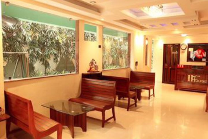 OYO 3653 Second House