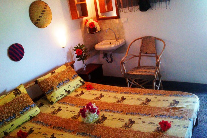 Room 5 of 60