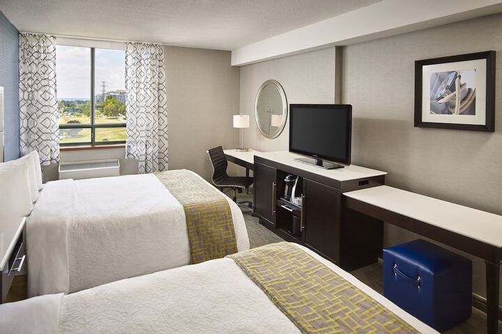 Standard 2 Queen Beds City View (7 of 9)