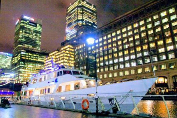ABSOLUTE PLEASURE YACHT