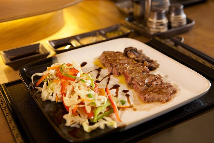 Dining 54 of 86