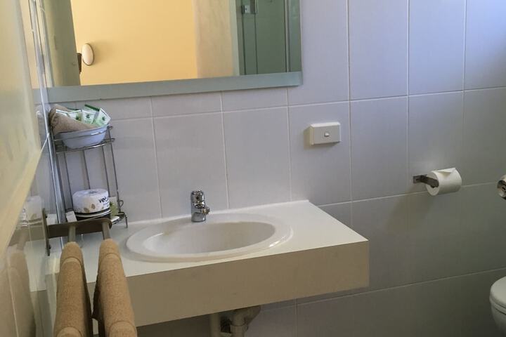Room 44 of 63