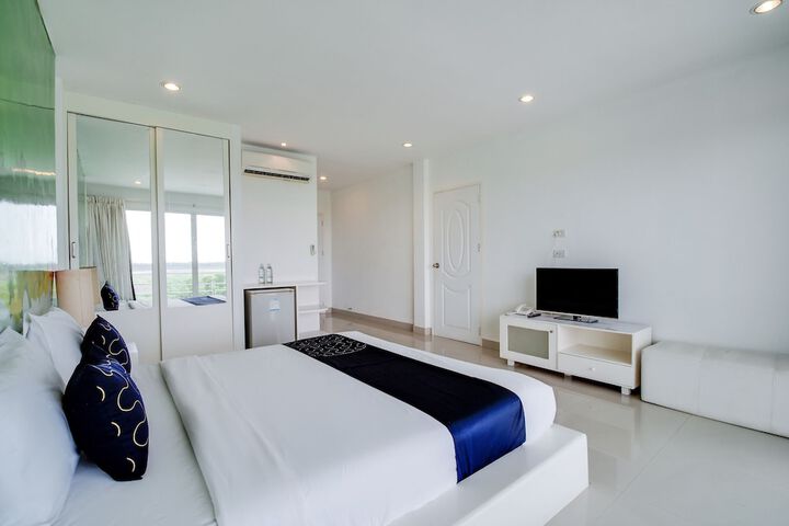 Room 25 of 70