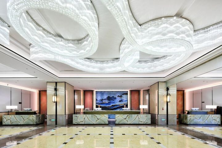 Ladisson Hotel Xinxiang Conference Center