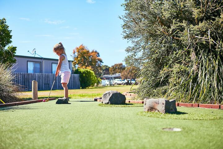 Golf 65 of 81