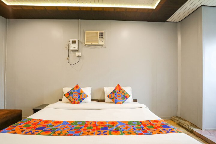Room 36 of 41