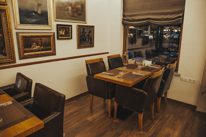 Dining 45 of 60