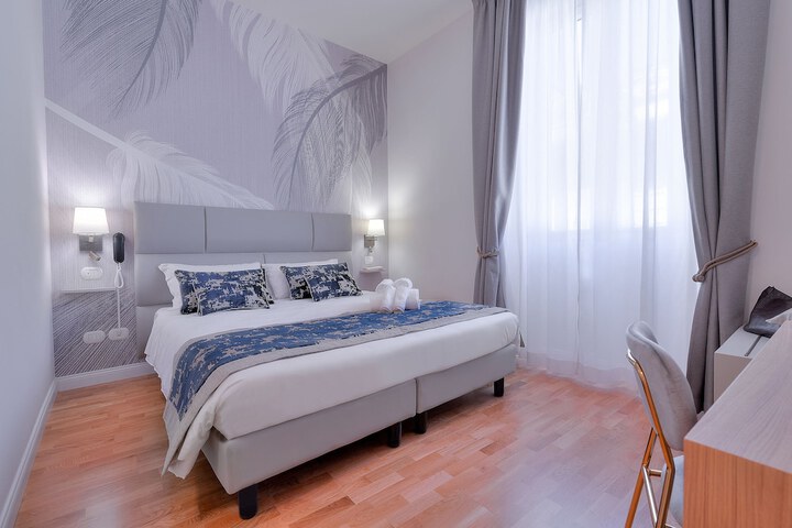 Room 10 of 44