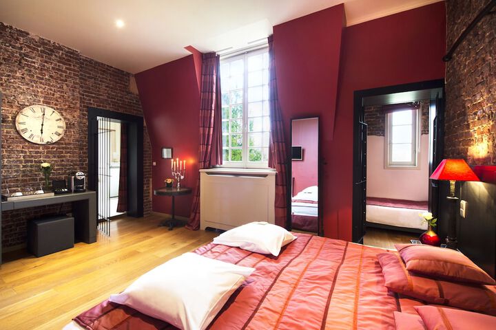 Room 20 of 42