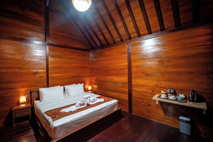Room 6 of 46