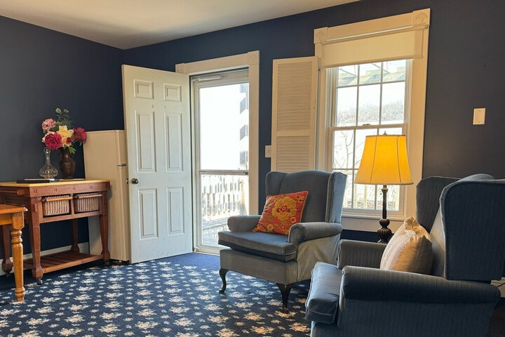 Room 38 of 60
