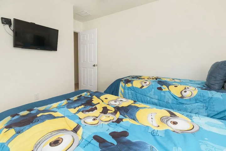 Room 5 of 22