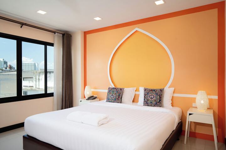 Room 14 of 41