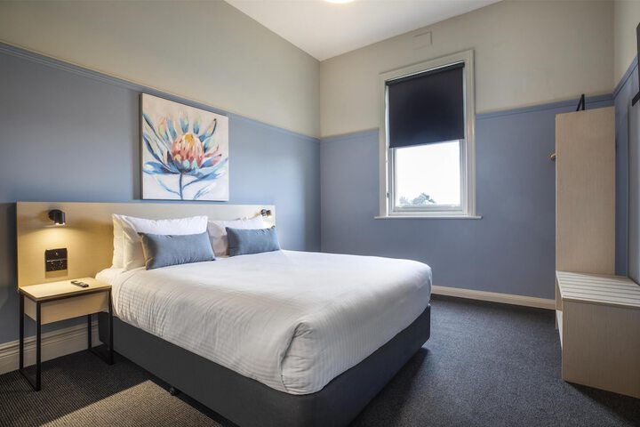 Room 45 of 99
