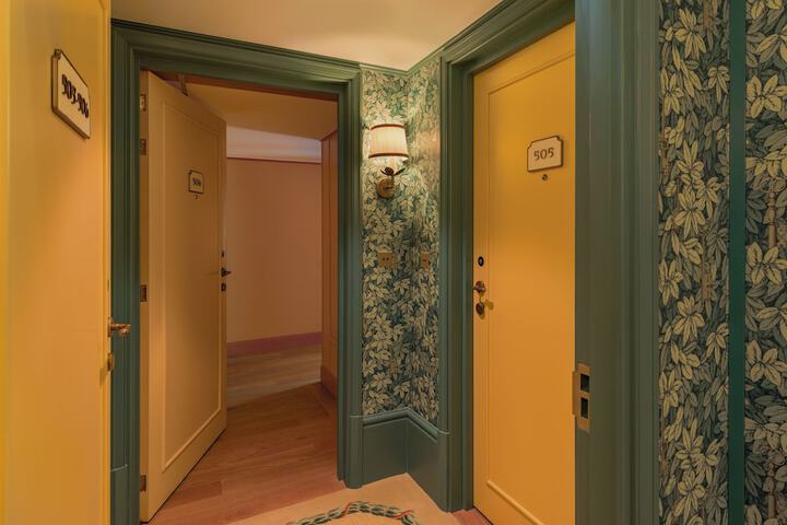 Room 18 of 57