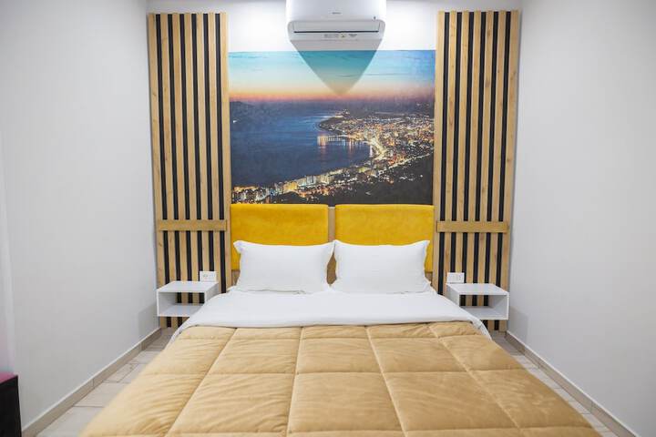 Room 17 of 62