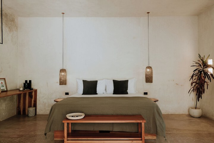 Room 14 of 60