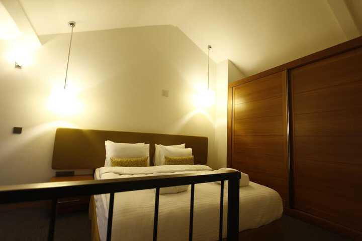 Room 16 of 58