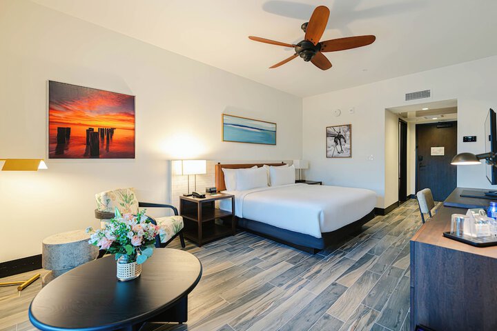 Room 15 of 40
