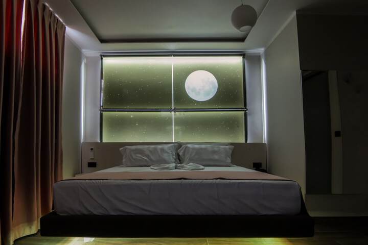 Room 47 of 121