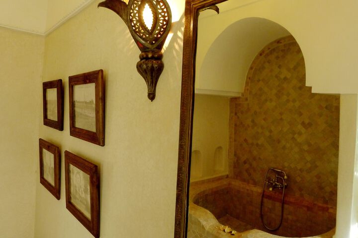 Room 64 of 119