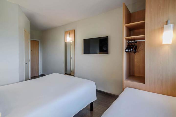 Room 55 of 105
