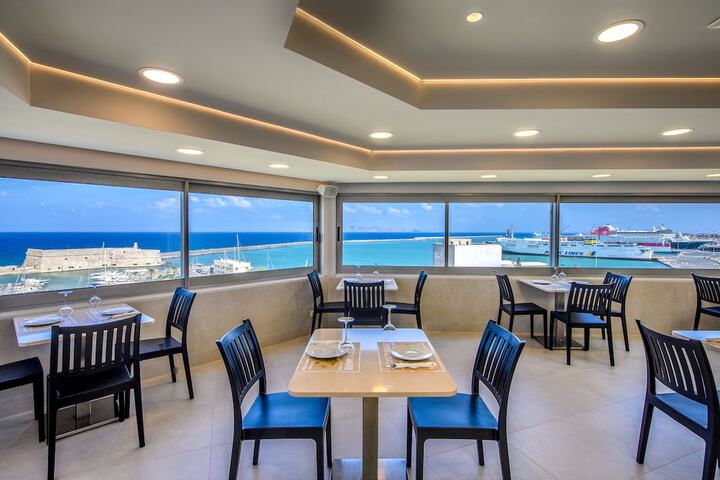 Dining Photos