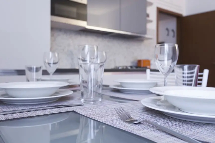 Dining 16 of 16