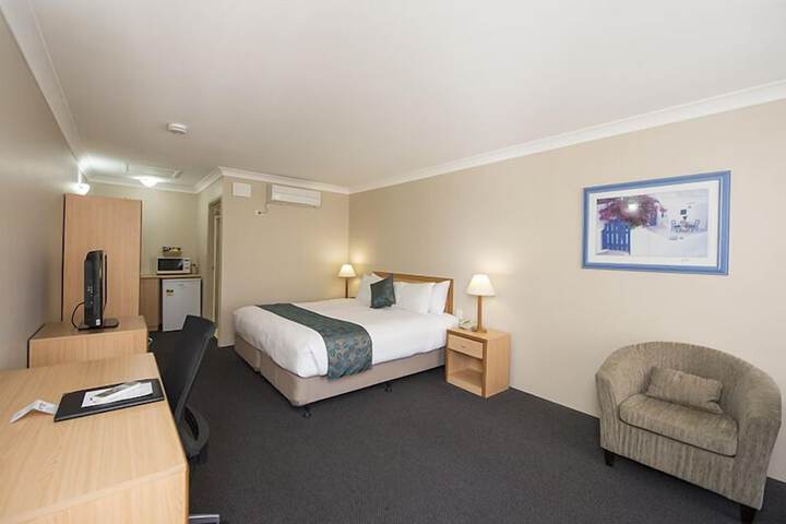 Room 3 of 29
