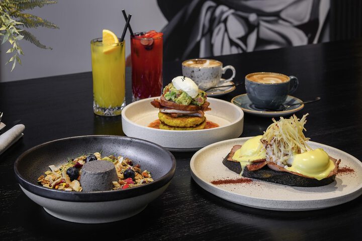 Breakfast/Coffee Service 106 of 172