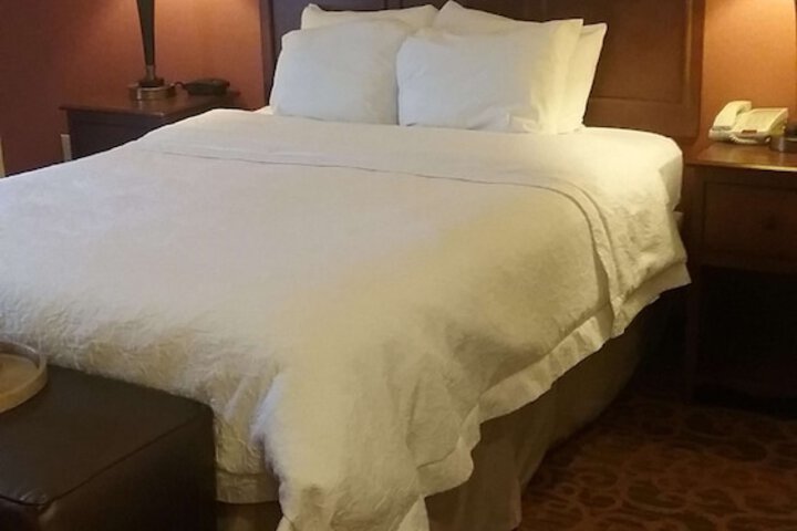 Room 35 of 69