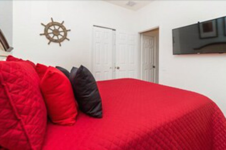 Room 16 of 24