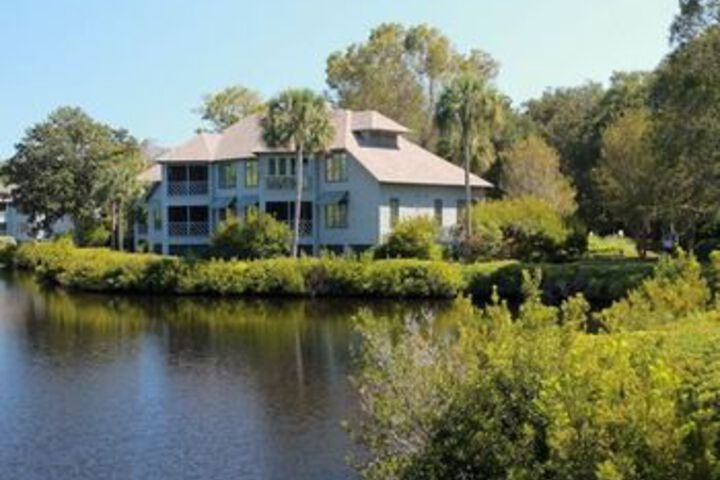 Tennis Club 4762 by RedAwning in Kiawah Island, SC