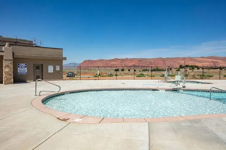 Pool 12 of 21