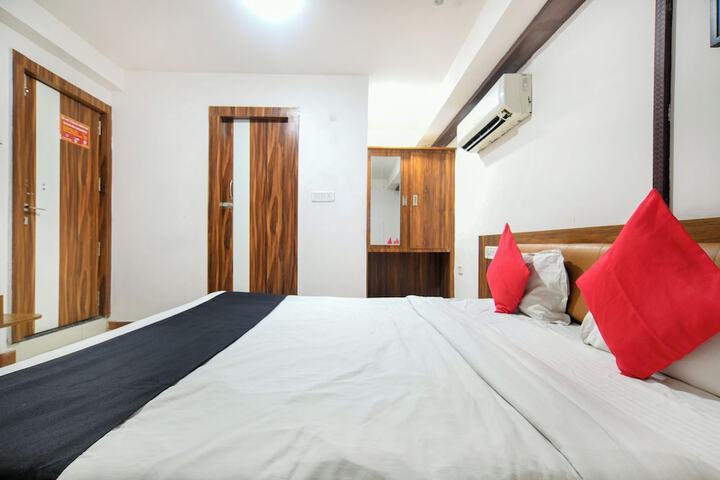 Room 8 of 29