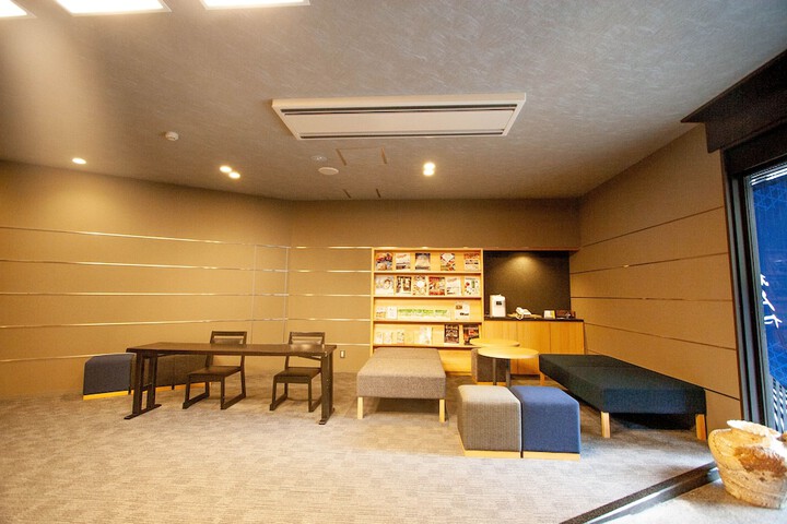 Hotel Interior 4 of 22