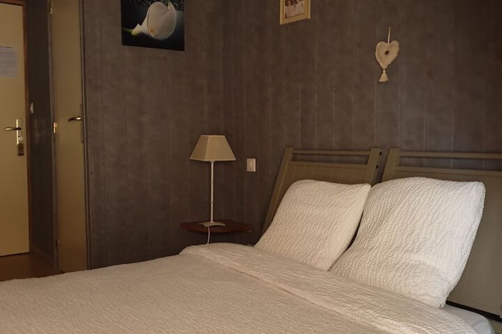 Room 20 of 46