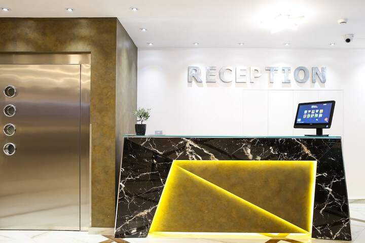 Hotel Interior 15 of 120