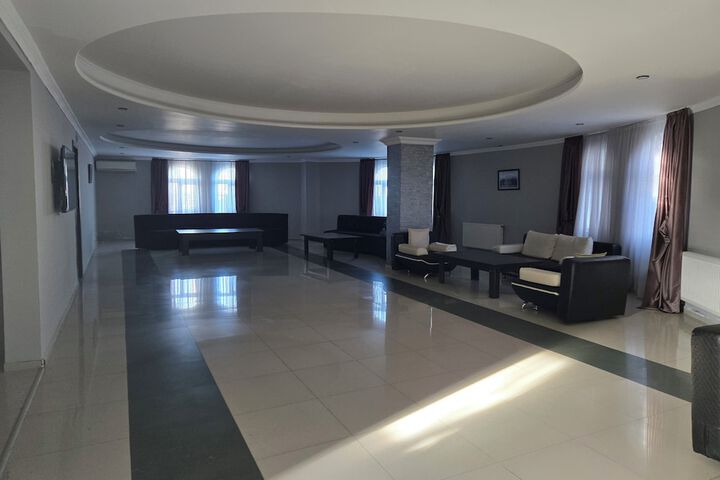 Room 15 of 19