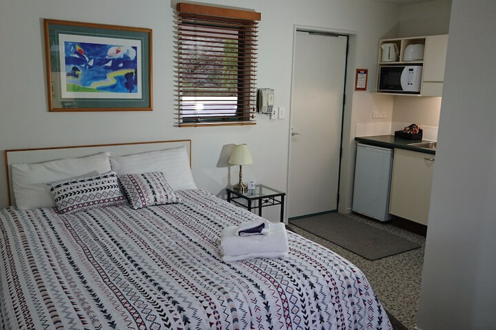 Room 7 of 49