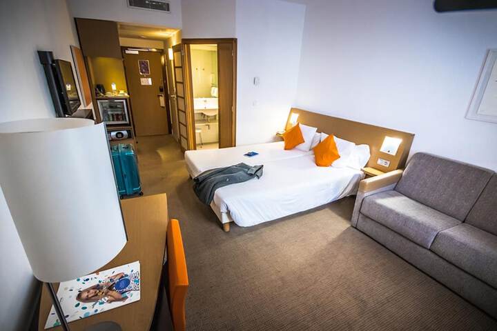 Room 11 of 268