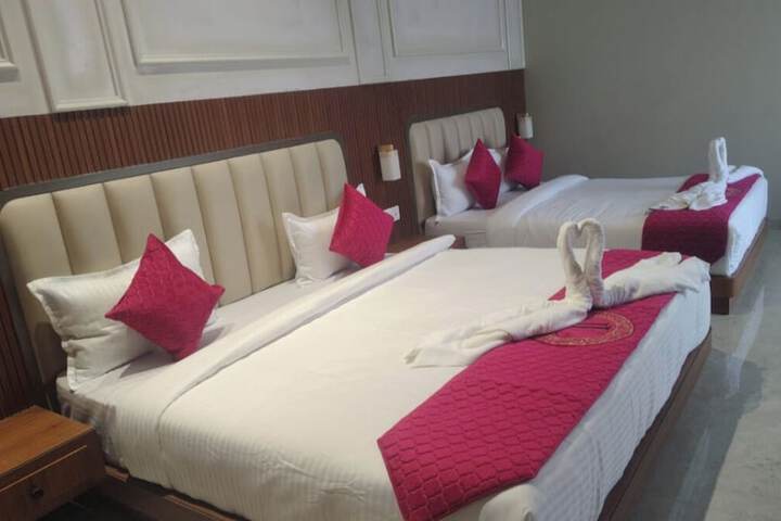 Room 9 of 21
