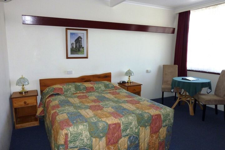 Room 5 of 35