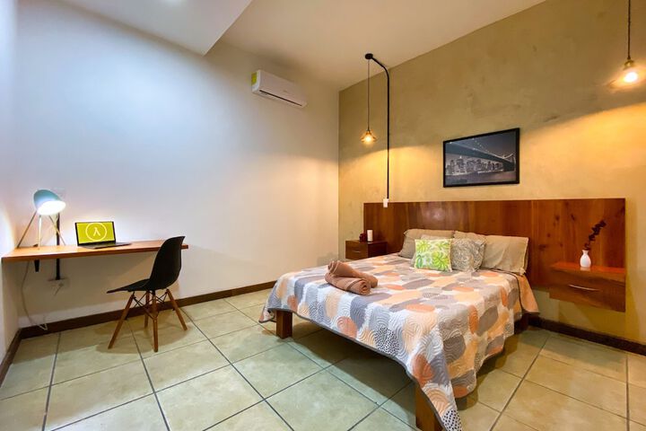 Room 21 of 79
